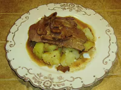 Cuisse de chevreuil sauce au foie gras et cèpes