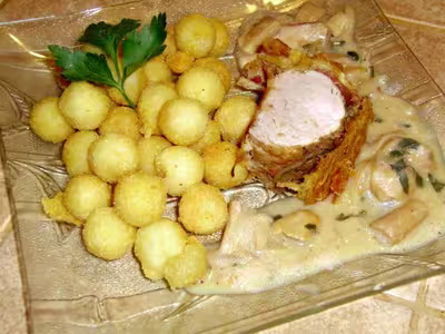 Filet mignon en croûte au jambon de Bayonne et aux cèpes
