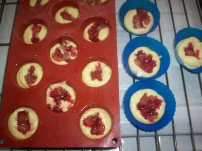 Petits gâteaux au coeur de rhubarbe
