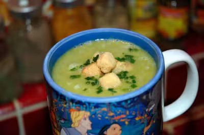 Velouté d'asperges et poireaux