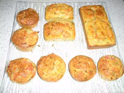 Cake aux miettes de crabe et pamplemousse