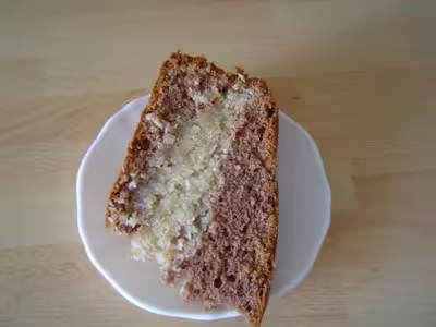 Pologne: Grand gâteau cacao au coeur de coco