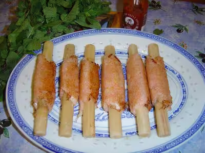 Bâtons de canne à sucre à la pâte de crevettes