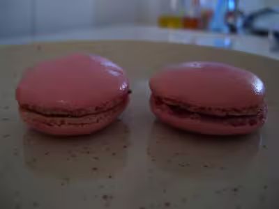 Macarons à la confiture de fraises