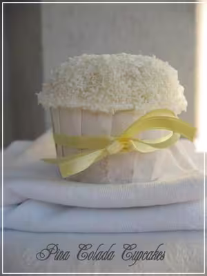 Cupcakes façon pina colada par maybeoneday