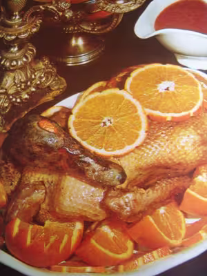 Canard à l’orange et aux pommes