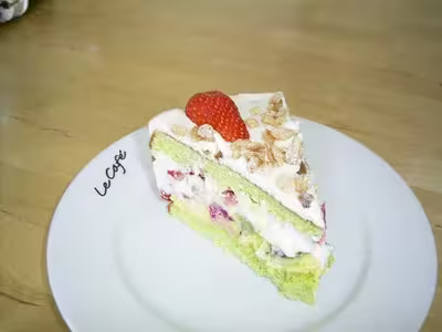 Fraisier pistache aux fruits de saison