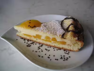 Tarte moelleuse aux pêches