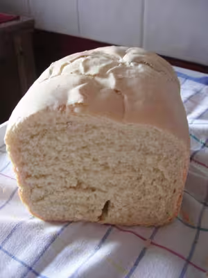 Qui peut m'aider pour une poolish?