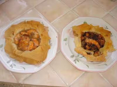 Feuilletés crevettes et forestière de champignons au porto