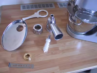 Accessoires kenwood chef : tamis, sorbetière, mini cuves ?