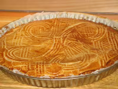 Gâteau Basque aux cerises et amande