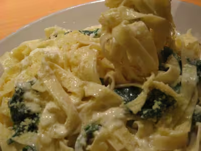 Tagliatelles à la tétragone et parmesan