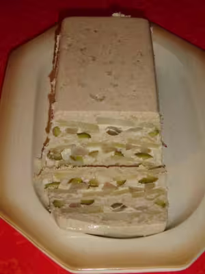 Terrine de hareng fumé aux pommes et à la bière