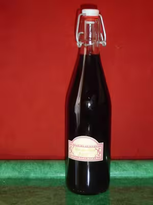 Vin de Noix aux Fruits et à la Vanille