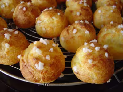 Chouquettes au sucre