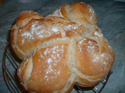 Prélèvement d'un morceau de pâte