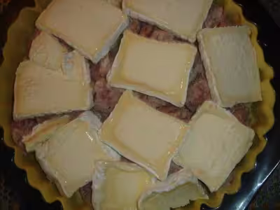 Tarte à l'andouillette de Troyes et au chaource