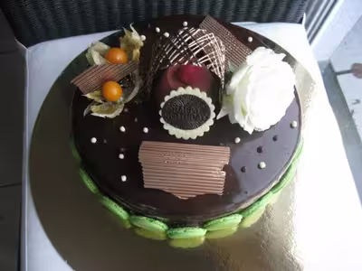 Bavarois chocolat-vanille-fraises