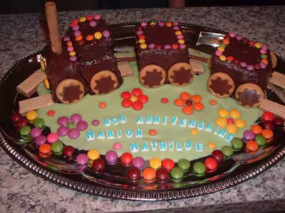 Gâteau Chocolat Train Écolier