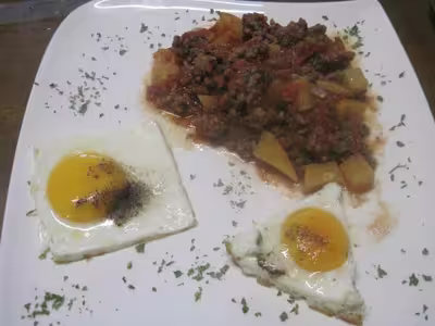 Boeuf haché au rutabaga et oeufs
