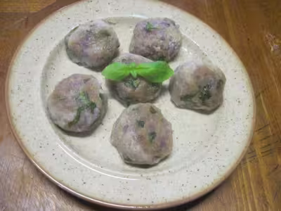 Boulettes de pommes de terre vitelotte au basilic