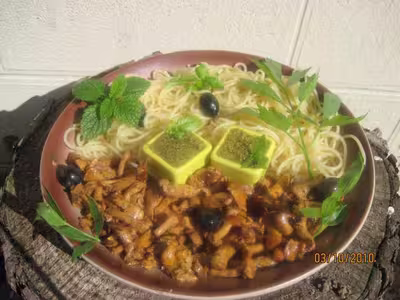 Girolles aux spaghettis et pesto