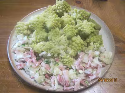Chou romanesco aux lardons fumés