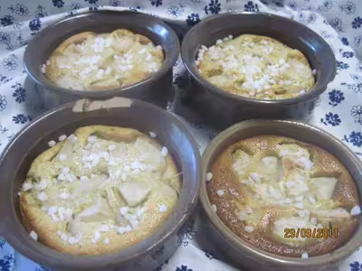 Clafoutis sucrés individuels aux poires