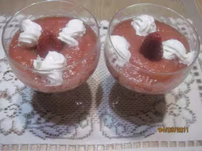 Coupes de compote pommes et fraises par Tatie21