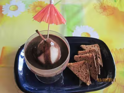 Coupe aux poires, confipote et chocolat