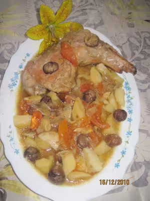 Cuisse de dinde aux légumes et châtaignes