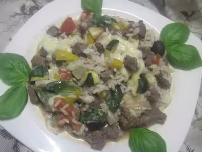 Dés de boeuf et légumes au basilic