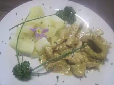 Émincé de filet de poulet au curry