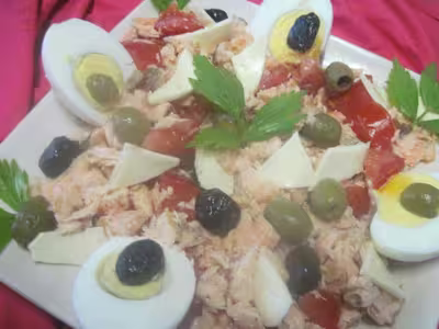 Entrée de saumon rose aux oeufs
