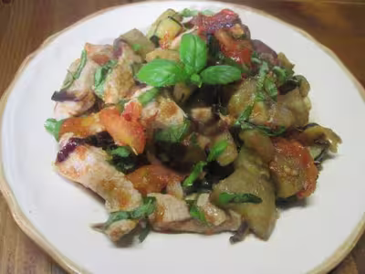 Escalopes de porc et poêlée de légumes