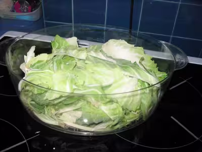 Soupe aux feuilles de chou-fleurs