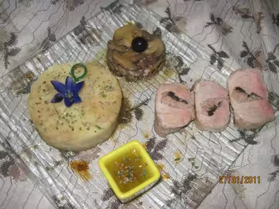 Filet mignon de porc farci à la rillette et olives