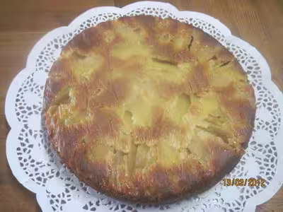 Gâteau aux pommes et au miel de fleurs