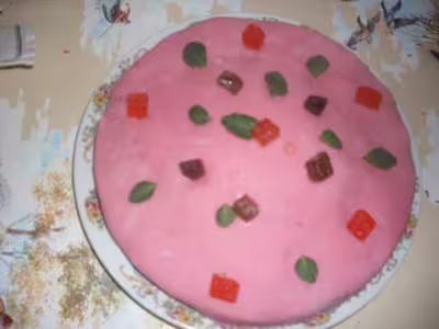 Gâteau aux dés de poires, pâte d'amandes par Tatie21