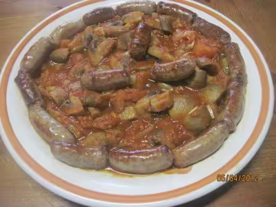 Godiveaux à la sauce tomate aux champignons