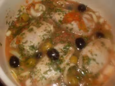 Hauts de poulet cuisinés en sauce