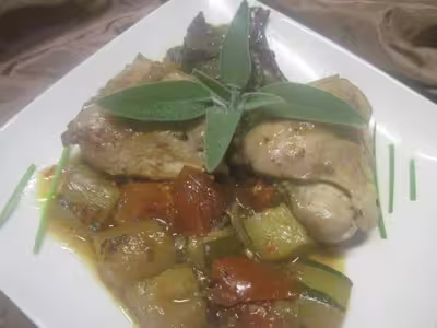 Hauts de poulet à la bière et légumes