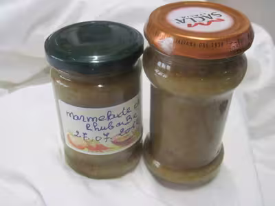 Marmelade de Rhubarbe au Sucre et à la Vanille