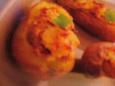Pommes de terre farcies aux lardons