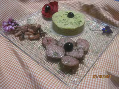 Purée aux choux de bruxelles et saucisson fumé. photos. par Tatie21