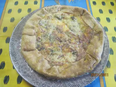 Quiche aux lamelles de canard et l'oseille