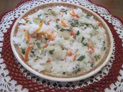 Riz à la julienne de légumes et poisson