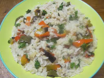 Riz aux poivrons et poisson fumé