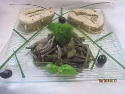 Rôti de dinde farci au foie gras et basilic